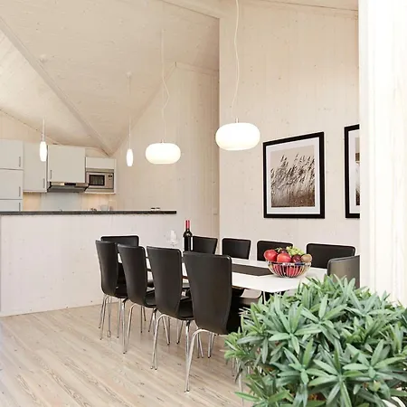 別荘 With Open-plan Living Area Großenbrode
