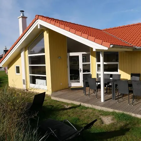 With Open-plan Living Area